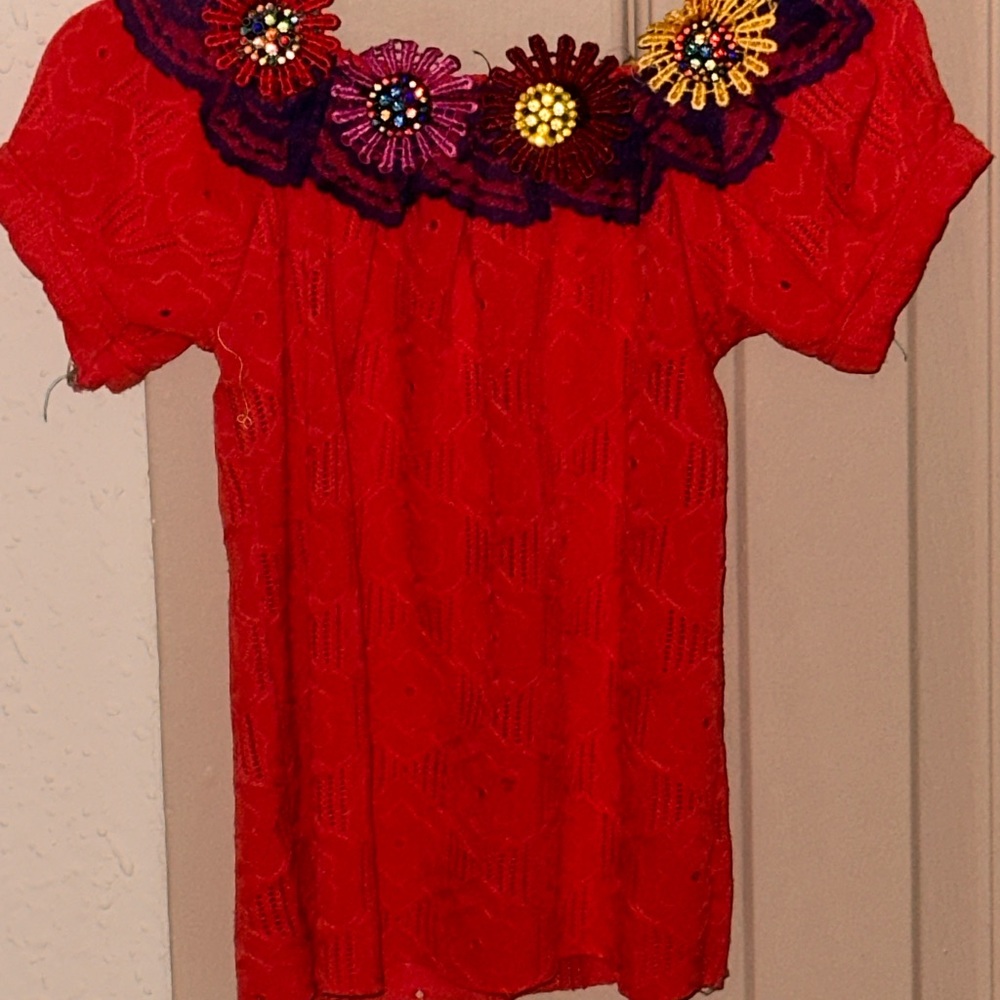 Guatemalan girls shirt